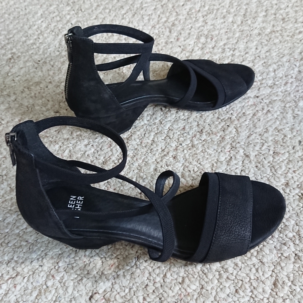 Eileen Fisher may sandal in black nubuck leather back zipper size 8